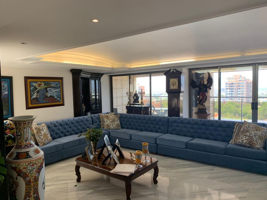 Apartamento en venta en El Golf, Barranquilla · foto 3 de 24