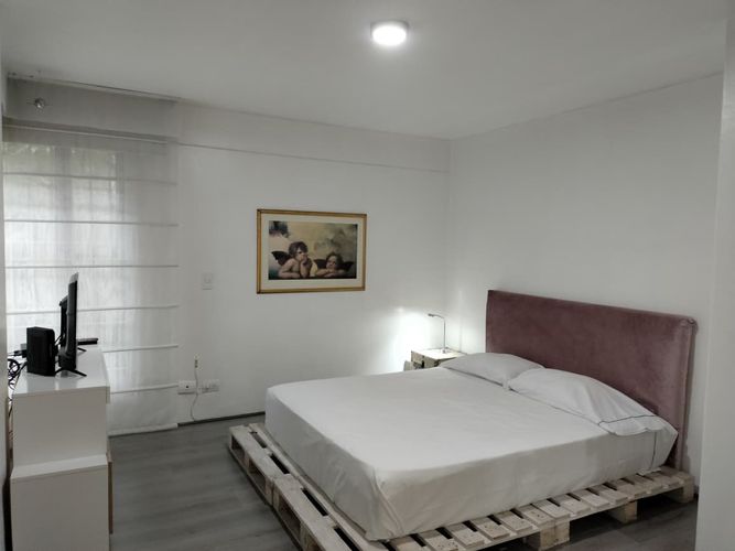 Apartamento de 2 alcobas en arriendo en El Poblado, Medellín, 79 m² · foto 9 de 15