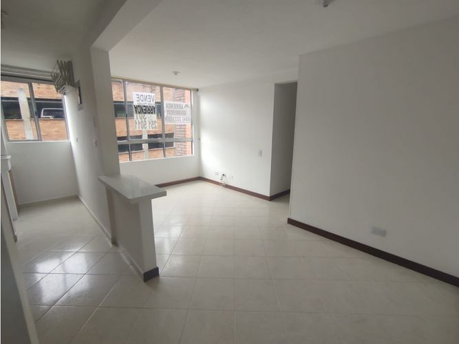 Apartamento de 3 alcobas en arriendo en Loma Del Indio, Medellín, 50 m² · foto 5 de 18