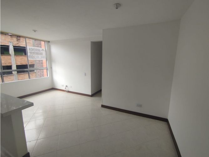 Apartamento de 3 alcobas en arriendo en Loma Del Indio, Medellín, 50 m² · foto 6 de 18