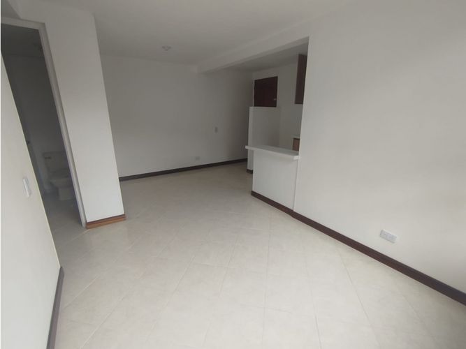 Apartamento de 3 alcobas en arriendo en Loma Del Indio, Medellín, 50 m² · foto 7 de 18
