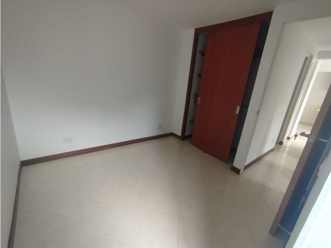 Apartamento de 3 alcobas en arriendo en Loma Del Indio, Medellín, 50 m² · foto 9 de 18