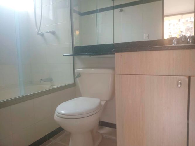 Apartamento de 3 alcobas en arriendo en Villa Santa Teresa, Envigado, 112 m² · foto 10 de 11