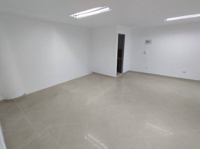 Local en arriendo en Alto Del Medio, Rionegro, 587 m² · foto 6 de 20