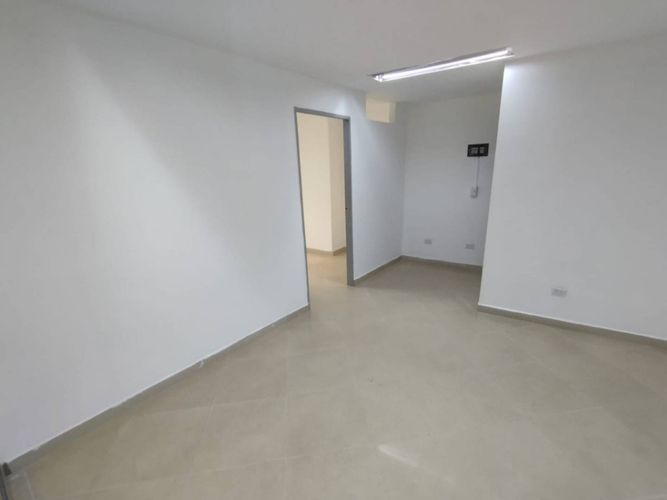 Local en arriendo en Alto Del Medio, Rionegro, 587 m² · foto 8 de 20