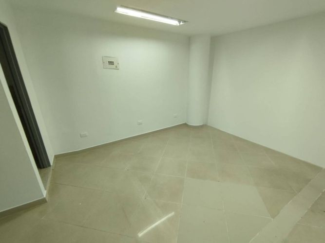 Local en arriendo en Alto Del Medio, Rionegro, 587 m² · foto 12 de 20