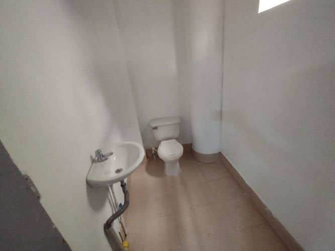 Local en arriendo en Alto Del Medio, Rionegro, 587 m² · foto 19 de 20