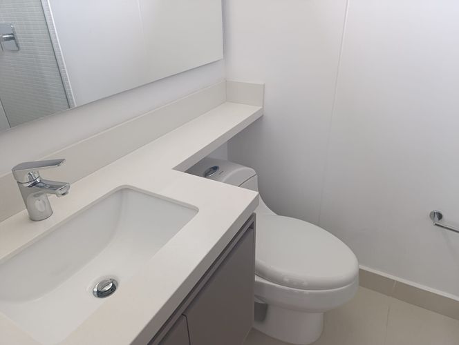 Apartamento de 3 alcobas en arriendo en Los Balsos, Medellín, 125 m² · foto 18 de 19