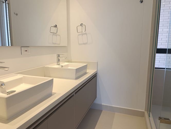 Apartamento de 3 alcobas en arriendo en Los Balsos, Medellín, 125 m² · foto 17 de 19