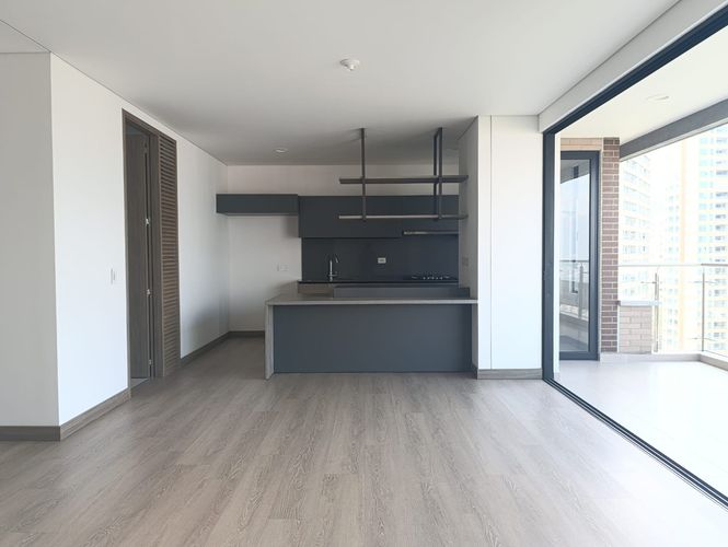 Apartamento de 3 alcobas en arriendo en Los Balsos, Medellín, 125 m² · foto 6 de 19