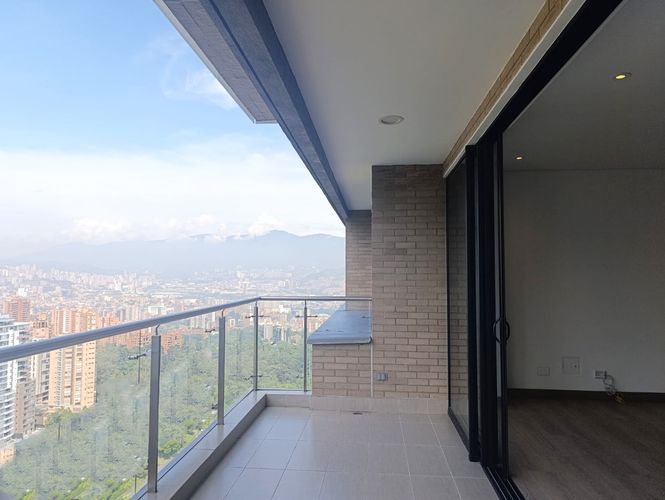 Apartamento de 3 alcobas en arriendo en Los Balsos, Medellín, 125 m² · foto 19 de 19