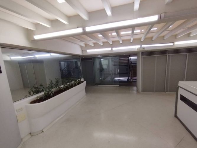 Local en arriendo en Alto Del Medio, Rionegro, 280 m² · foto 2 de 21