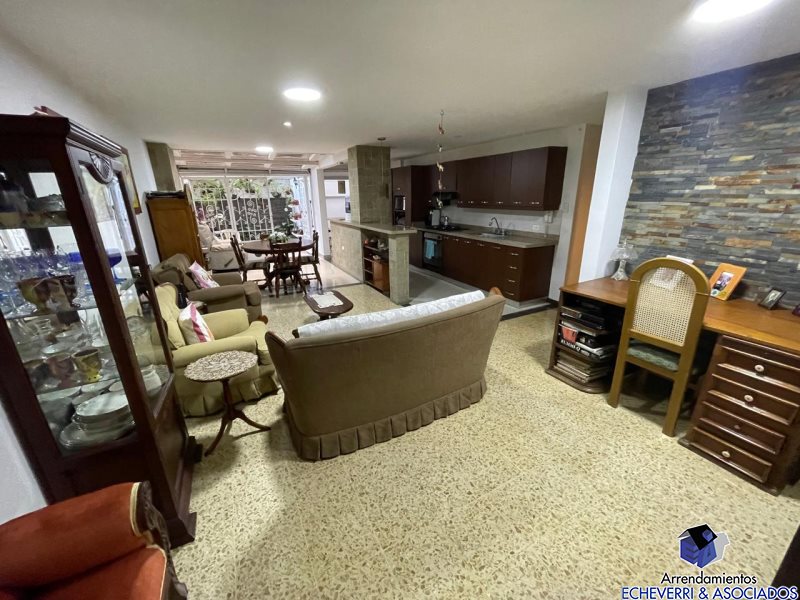Apartamento en venta en Castropol, Medellín · foto 2 de 11