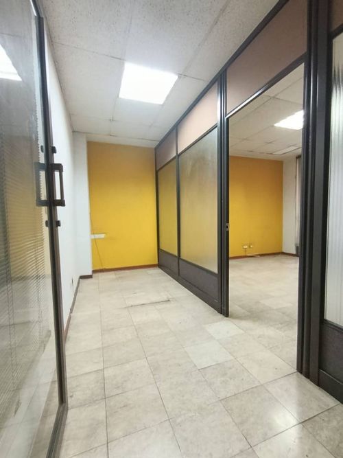 Oficina en venta en Sector Plaza De Bolivar, Pereira, 24 m² · foto 3 de 14