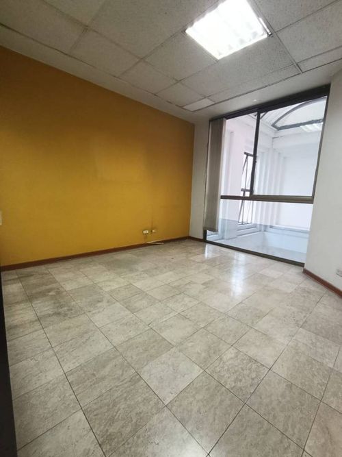 Oficina en venta en Sector Plaza De Bolivar, Pereira, 24 m² · foto 6 de 14