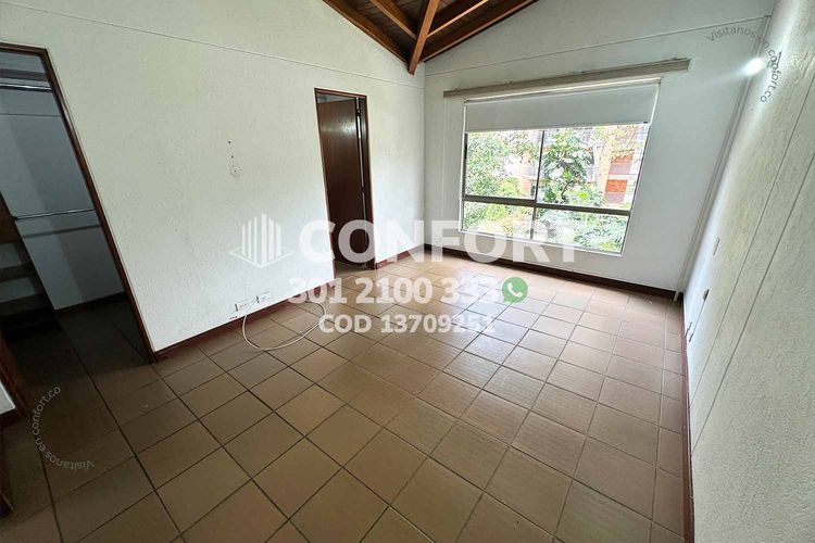 Casa de 3 alcobas en arriendo en La Calera, Medellín, 165 m² · foto 13 de 24
