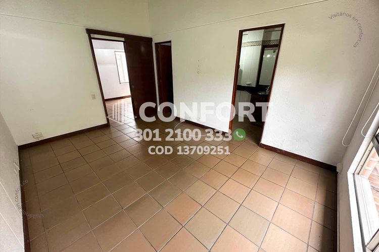 Casa de 3 alcobas en arriendo en La Calera, Medellín, 165 m² · foto 17 de 24