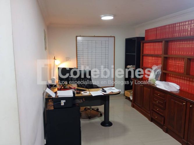 Casa de 5 alcobas en venta en Belén, Medellín, 750 m² · foto 9 de 22