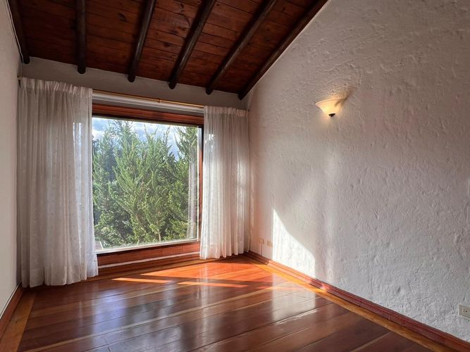 Casa de 3 alcobas en venta en Guayabito, Rionegro, 320 m² · foto 11 de 16