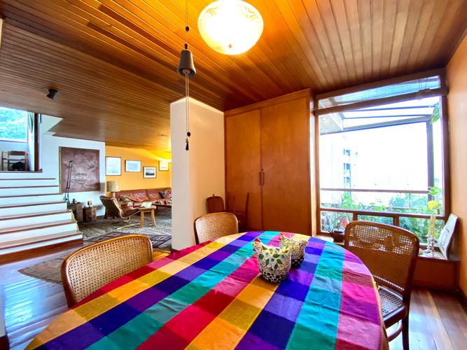 Apartamento de 4 alcobas en venta en El Castillo Chapinero, Bogotá, 284 m² · foto 4 de 24