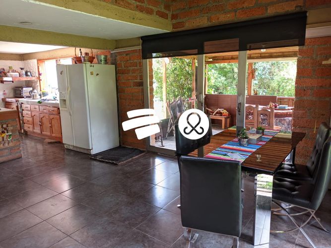 Finca en venta en Santa Elena, Medellín, 3330 m² · foto 2 de 8