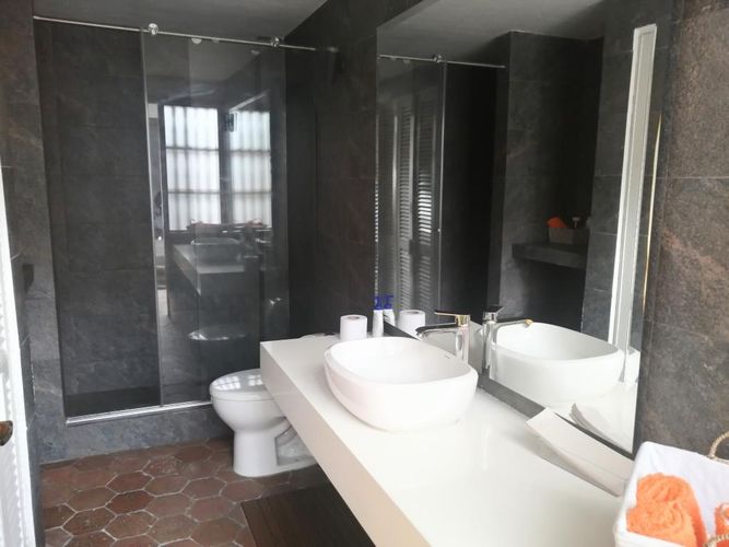 Casa de 10 alcobas en venta en Santa Rosa, Cali, 435 m² · foto 17 de 24