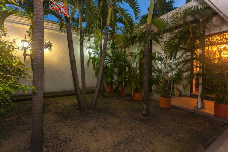 Casa de 10 alcobas en venta en Santa Rosa, Cali, 435 m² · foto 19 de 24