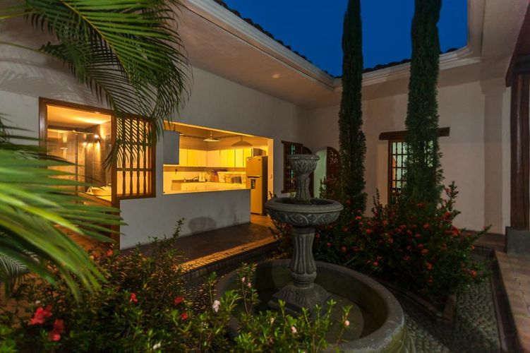Casa de 10 alcobas en venta en Santa Rosa, Cali, 435 m² · foto 24 de 24