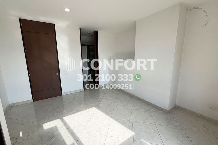 Apartamento de 3 alcobas en arriendo en Castropol, Medellín, 98 m² · foto 22 de 24