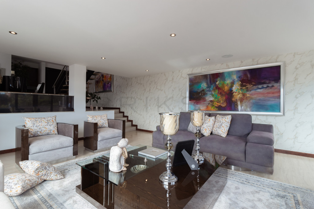 Casa en venta en Bosque De Pinos, Bogotá · foto 2 de 24