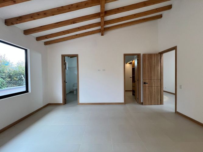 Apartamento de 2 alcobas en venta en El Poblado, Medellín, 140 m² · foto 8 de 14