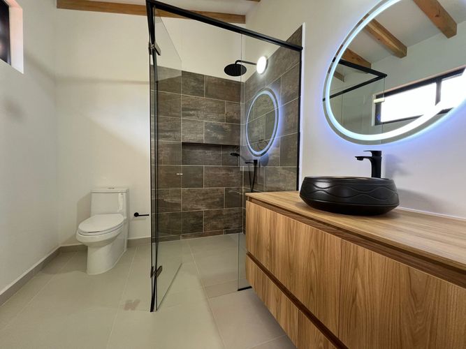 Apartamento de 2 alcobas en venta en El Poblado, Medellín, 140 m² · foto 13 de 14