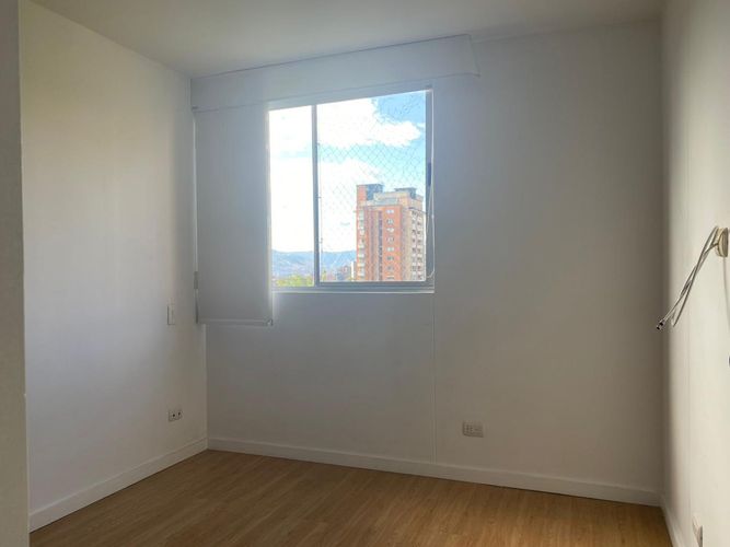 Apartamento de 2 alcobas en arriendo en Cumbres, Envigado, 79 m² · foto 16 de 18