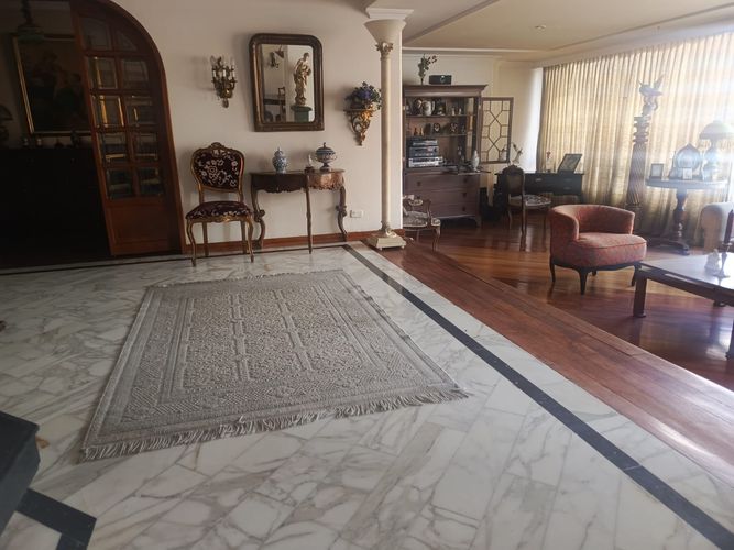 Apartamento de 2 alcobas en venta en Santa Barbara Central, Bogotá, 168 m² · foto 7 de 24