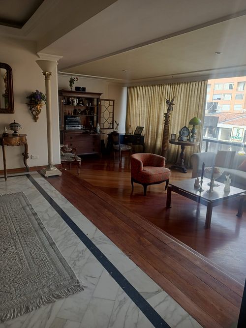 Apartamento de 2 alcobas en venta en Santa Barbara Central, Bogotá, 168 m² · foto 8 de 24