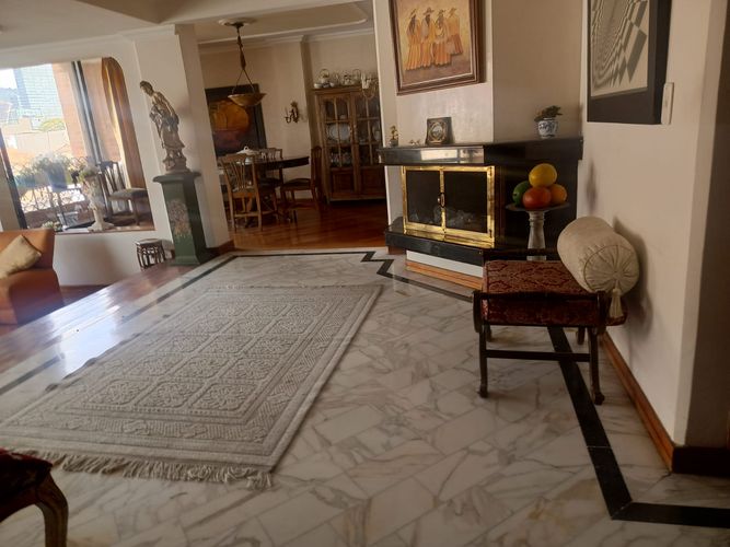 Apartamento de 2 alcobas en venta en Santa Barbara Central, Bogotá, 168 m² · foto 12 de 24