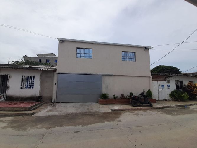 Casa de 4 alcobas en venta en San Carlos, Puerto Colombia, 240 m² · foto 2 de 20