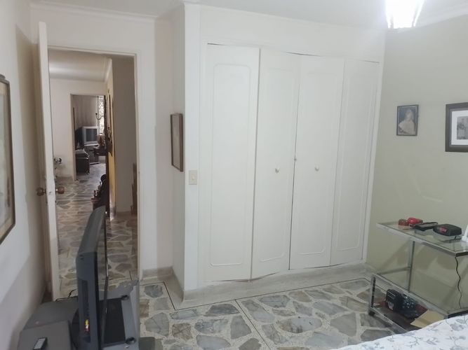 Apartamento de 3 alcobas en venta en Belén Miravalle, Medellín, 127 m² · foto 8 de 16