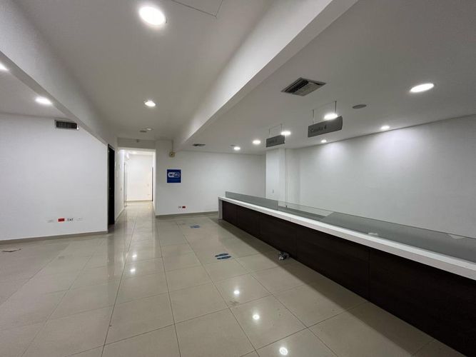 Edificio en venta en San Vicente, Barranquilla, 2254 m² · foto 8 de 24