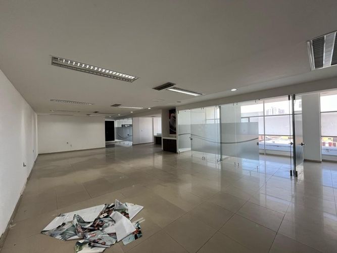 Edificio en venta en San Vicente, Barranquilla, 2254 m² · foto 12 de 24