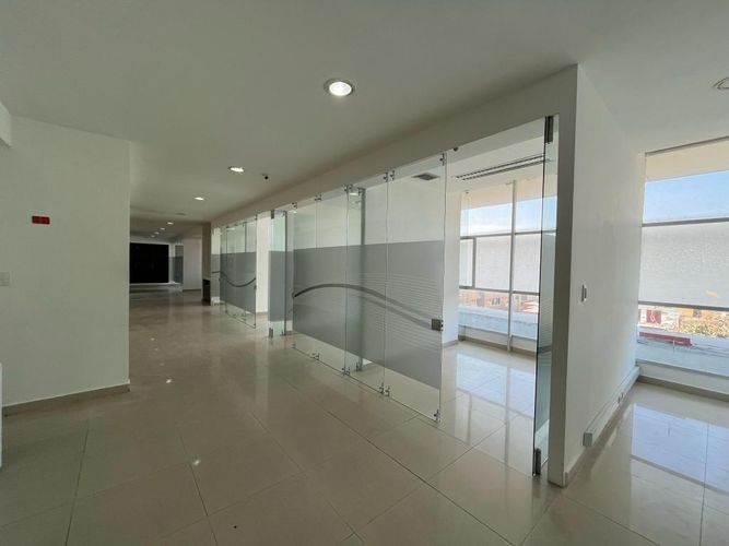 Edificio en venta en San Vicente, Barranquilla, 2254 m² · foto 14 de 24