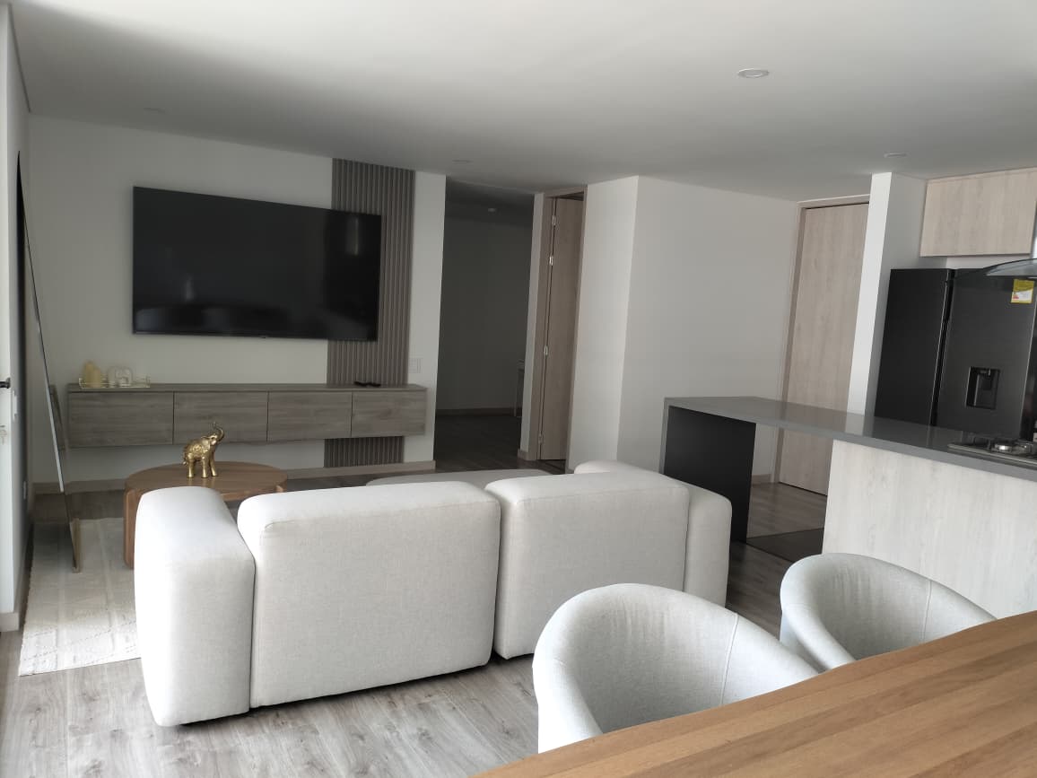 Apartamento en arriendo en El Poblado, Medellín · foto 5 de 20