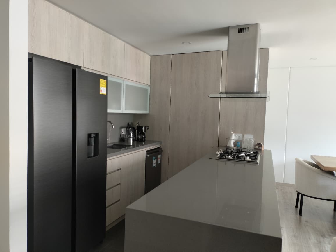 Apartamento en arriendo en El Poblado, Medellín · foto 7 de 20