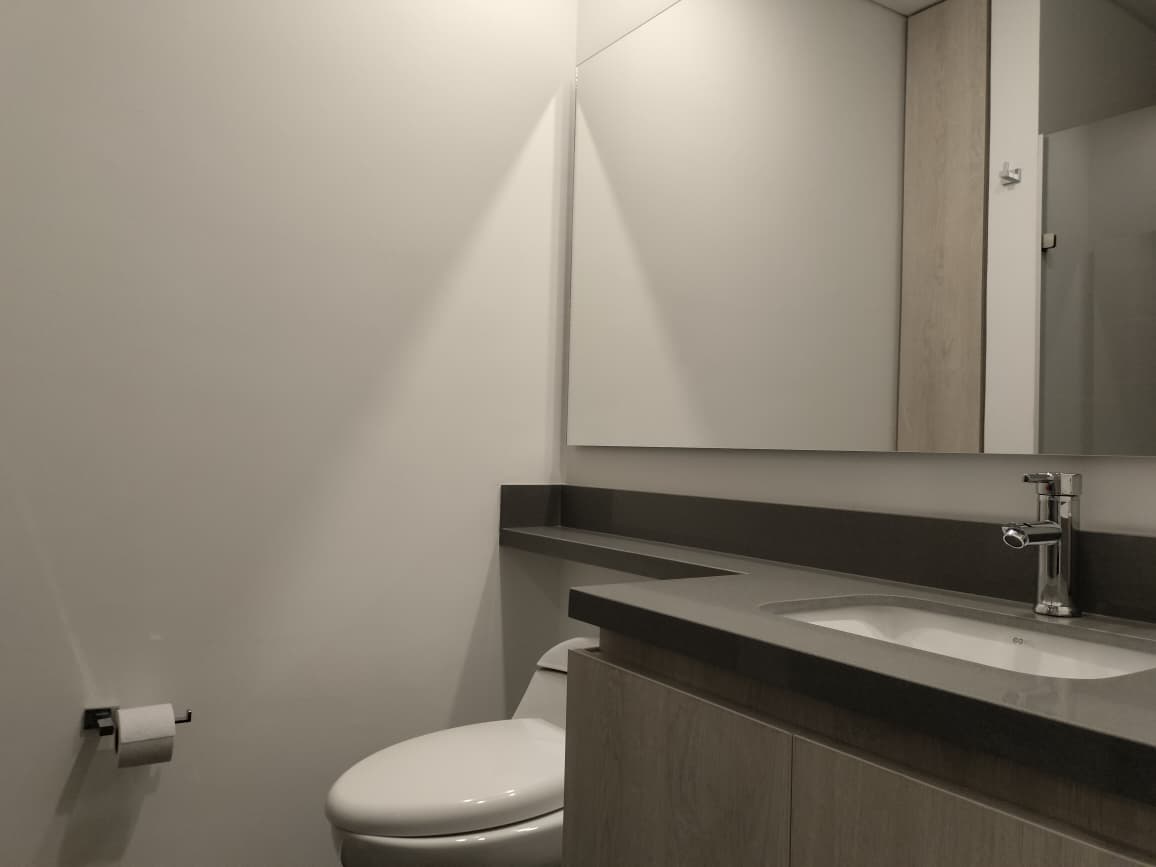 Apartamento en arriendo en El Poblado, Medellín · foto 16 de 20