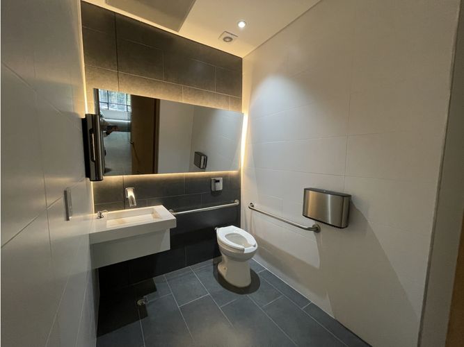 Oficina en arriendo en Las Palmas, Medellín, 1219 m² · foto 10 de 17