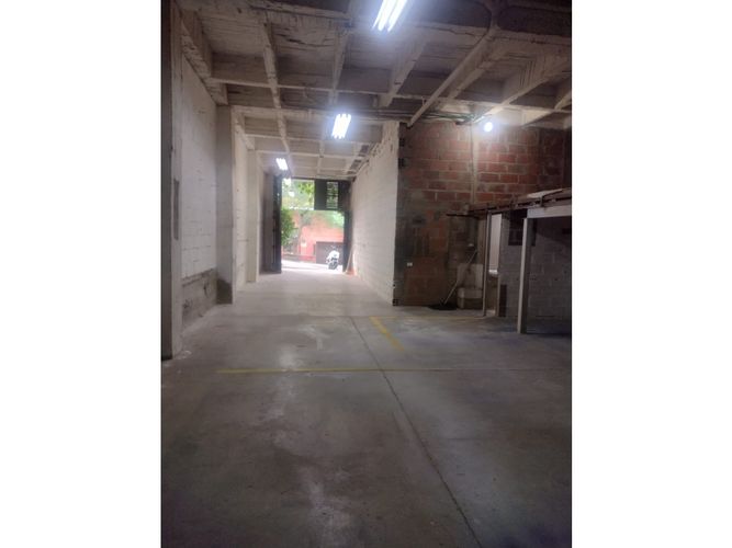 Bodega en venta en Bombona No.1, Medellín, 135 m² · foto 6 de 9