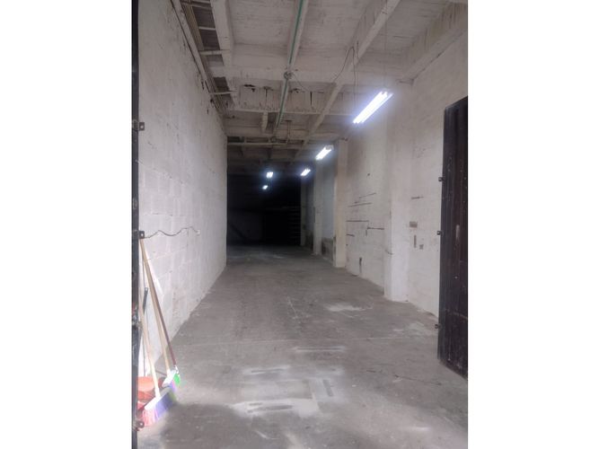 Bodega en venta en Bombona No.1, Medellín, 135 m² · foto 7 de 9