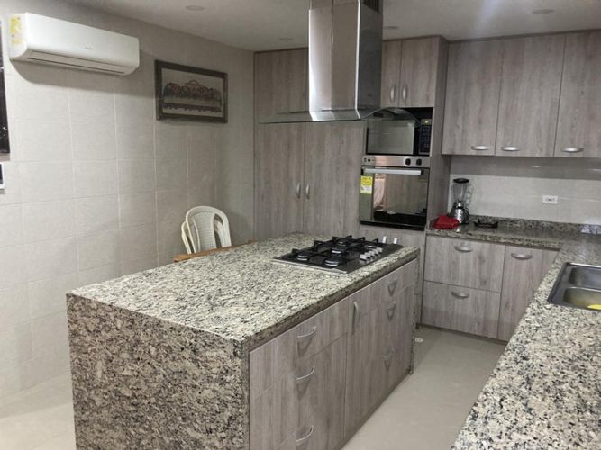 Casa de 4 alcobas en arriendo en Puerto Colombia, Puerto Colombia, 280 m² · foto 8 de 24