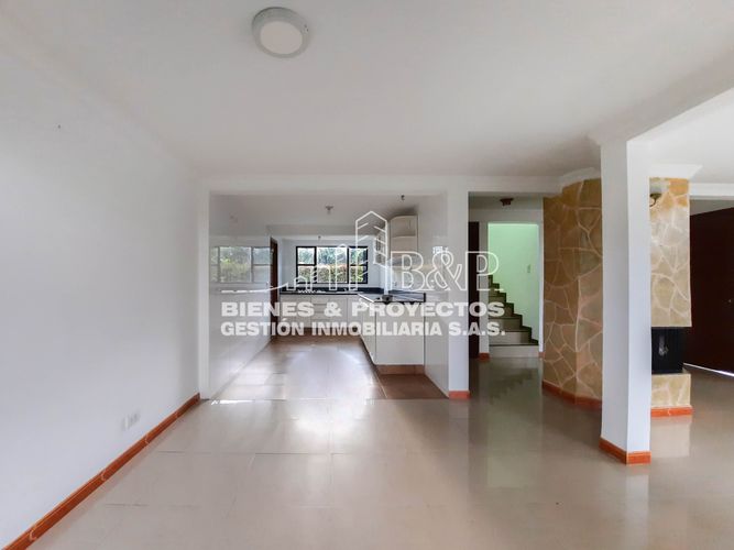 Casa de 3 alcobas en venta en Pueblo Viejo, Sopó, 240 m² · foto 10 de 24