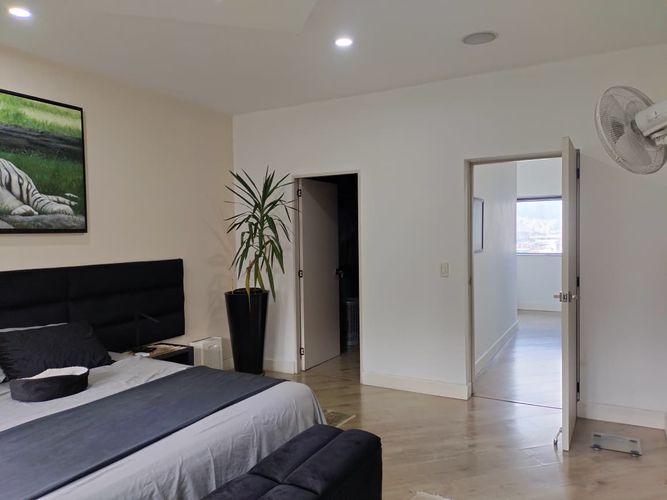 Apartamento de 4 alcobas en arriendo en El Poblado, Medellín, 315 m² · foto 11 de 20
